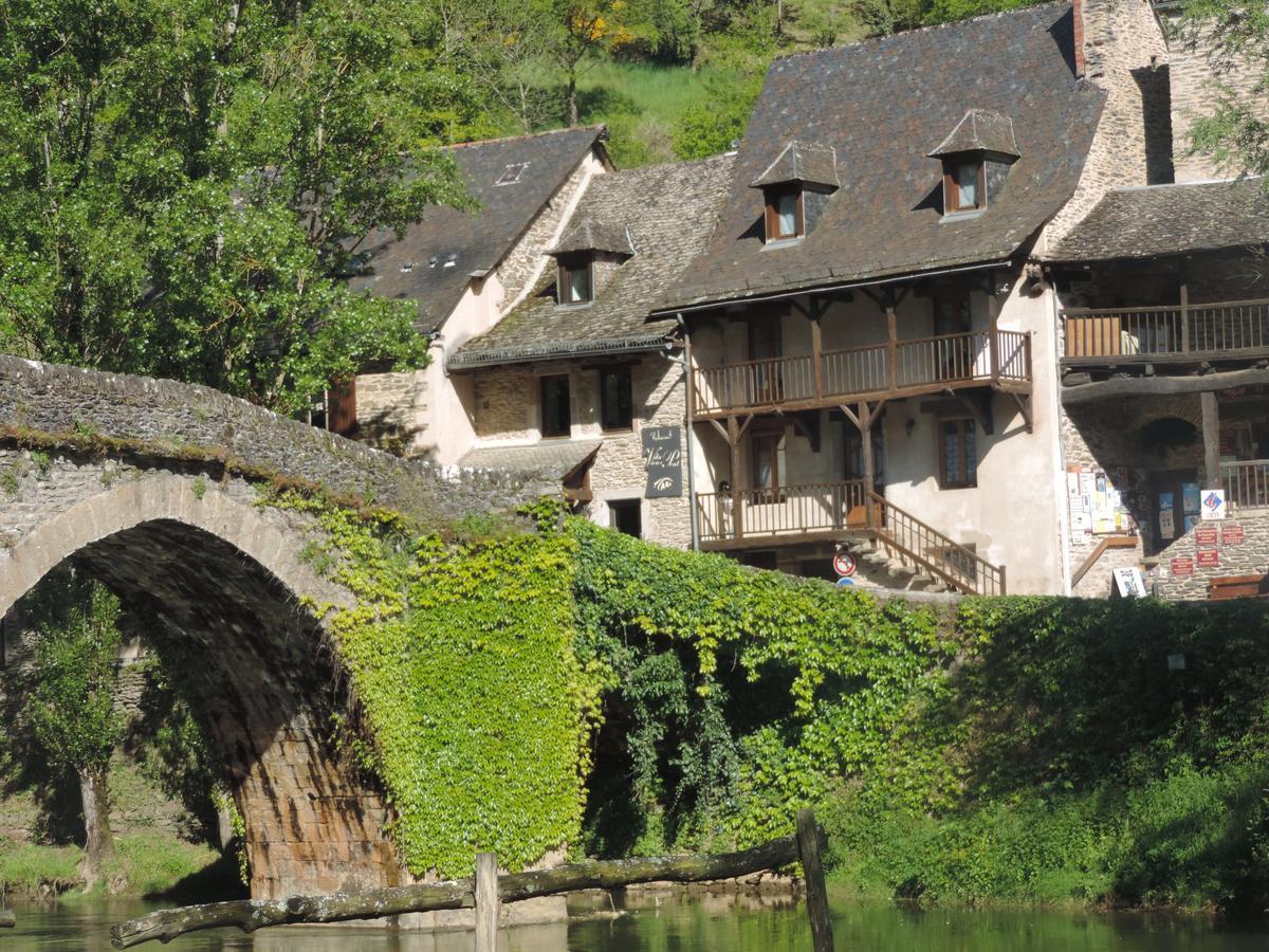 Le Vieux Pont Hotel Belcastel  Exterior photo